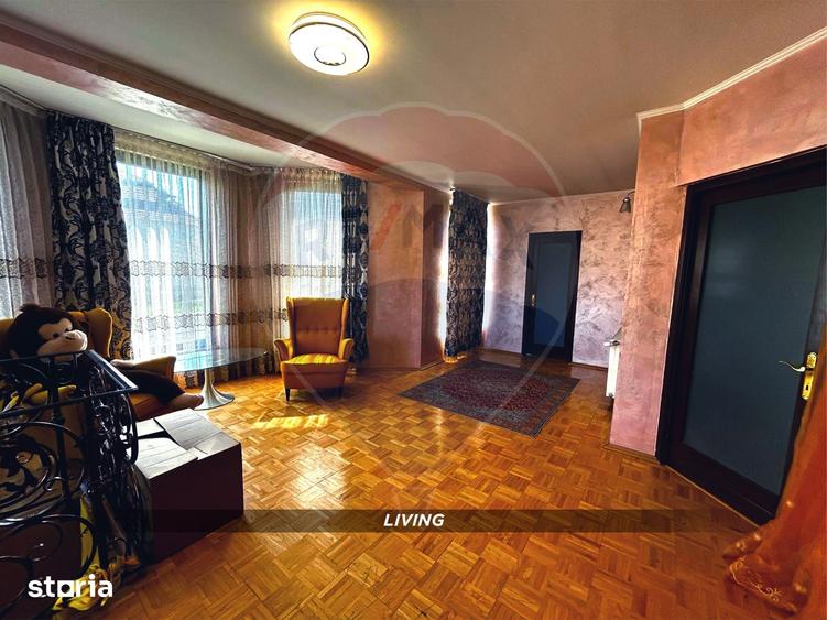 Casă cu 3 camere cu Teren 765 Mp în Central