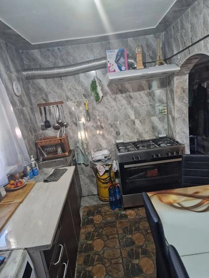 Casa de vanzare, din Bca 2013 - 9