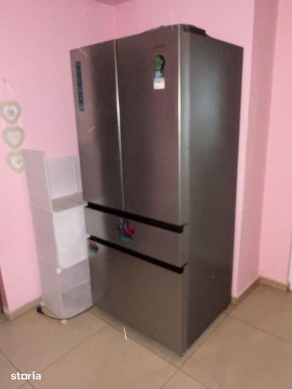 Apartament cu 2 camere semidecomandat în Independenței