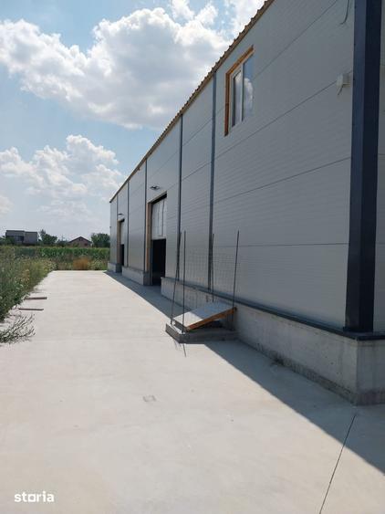 Spațiu comercial, de 350 mp, în Central