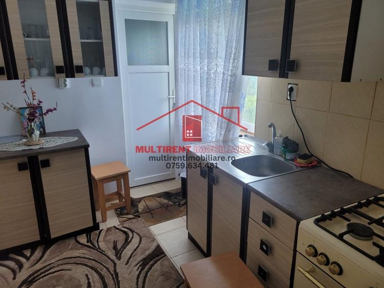 Casă individuală cu 3 camere cu Teren 2663 Mp în Telița