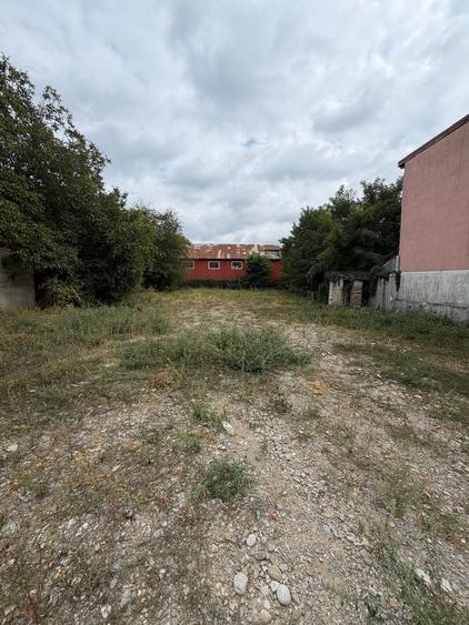 Teren Construcții de 2000 mp, în Veteranilor
