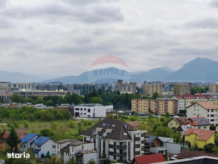 Apartament cu 3 camere în Tractorul