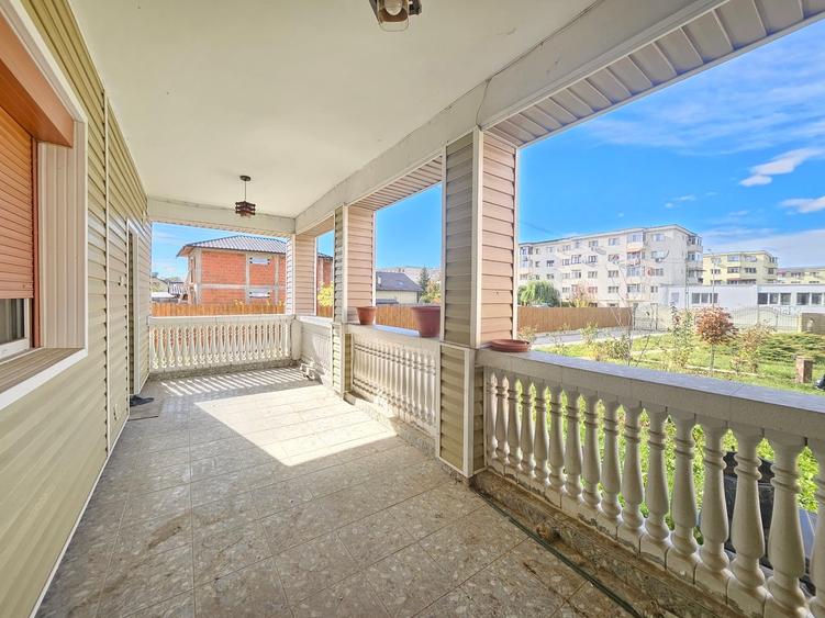 Casă individuală cu 4 camere cu Teren 1676 Mp în Exterior Nord