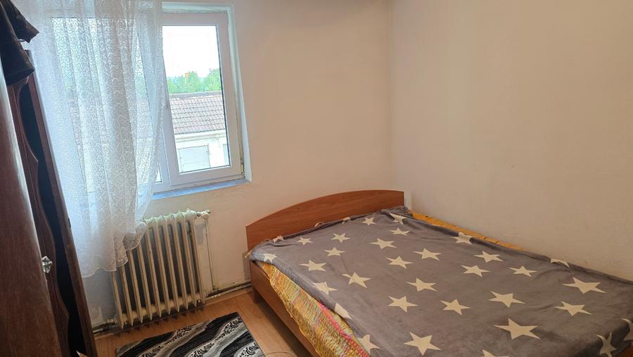Vand apartament cu 2 camere in Deva, zona Al. Motilor et. 1, - 1