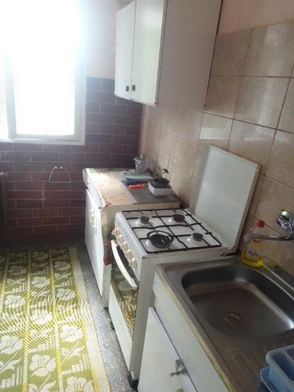 Garsonieră decomandată, mobilată în Drumul Taberei