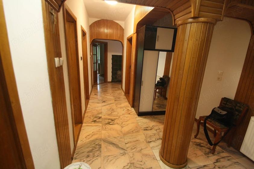 Apartament cu 2 camere decomandat în Soarelui