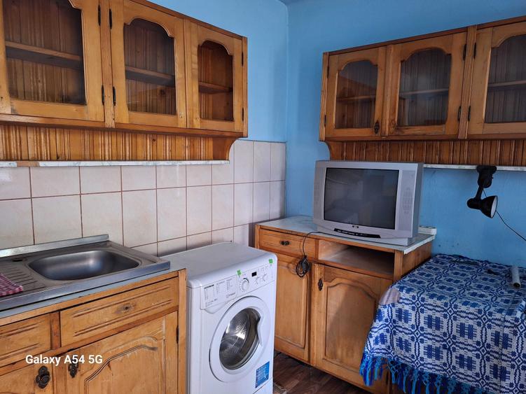 De vanzare casa si gradina in Rebrisoara - 1