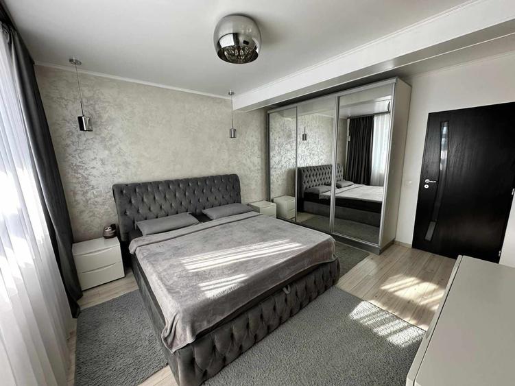 Apartament cu 3 camere decomandat în Bucium