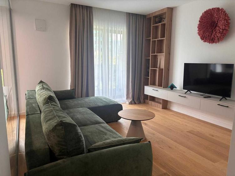 Apartament cu 2 camere decomandat în Pipera