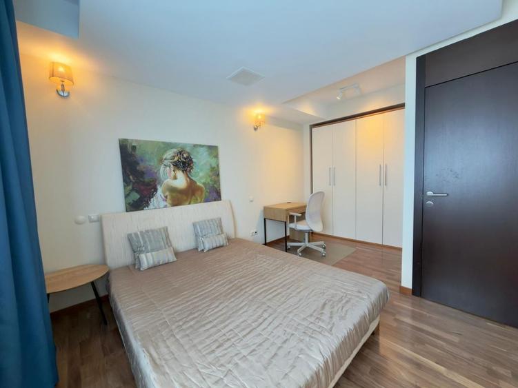 Apartament cu 3 camere în Iancu Nicolae