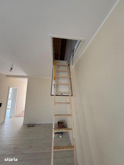 Apartament cu 3 camere în Bucovăț