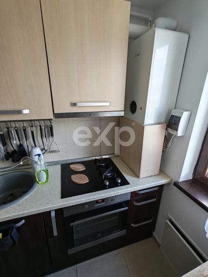 Apartament cu 3 camere decomandat, mobilat în Tractorul