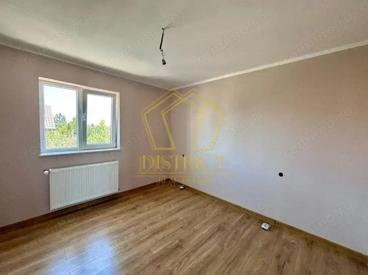 Casă cu 4 camere cu Teren 180 Mp în Giarmata