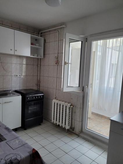 Apartament cu 2 camere decomandat în Grigorescu