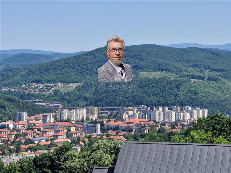 Teren Construcții intravilan de 450 mp, în Central