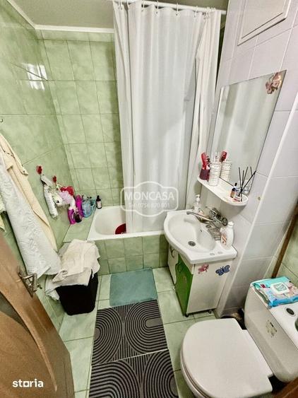 Garsonieră decomandată în Central