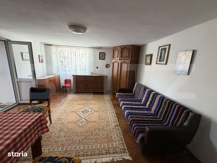 Casă cu 4 camere cu Teren 500 Mp în Central
