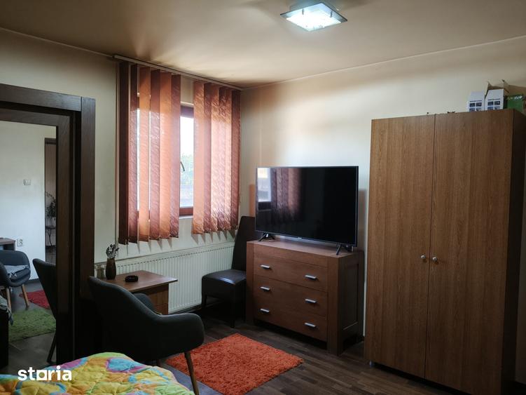 Casă cu 4 camere cu Teren 700 Mp în Valea Călugărească