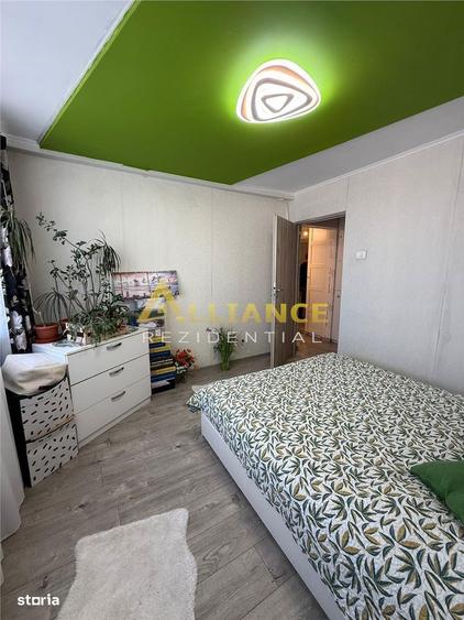 Apartament cu 3 camere în Berceni