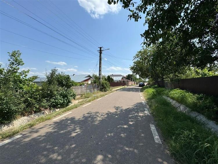 Teren Construcții intravilan de 1790 mp, în Valea Cotești