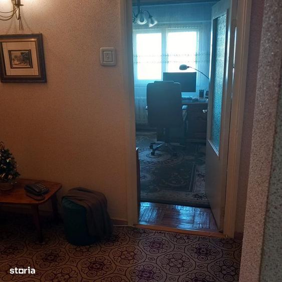 Apartament cu 3 camere decomandat în Hala Centrală