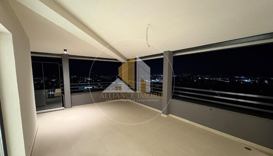 Apartament cu 4 camere decomandat, mobilat în Nord-Vest