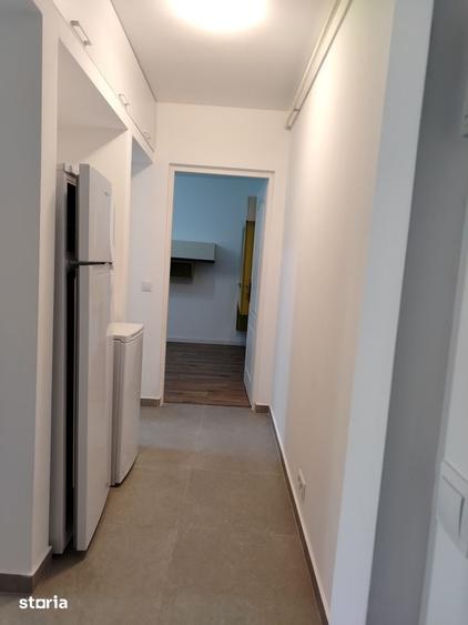 Apartament cu 3 camere semidecomandat în Republicii