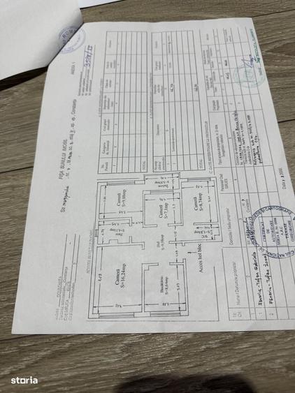 Apartament cu 4 camere decomandat în Poarta 6
