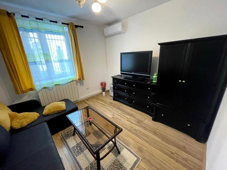 CASA CASATORIILOR- 3 CAMERE CU CURTE PROPRIE 77 Mp 230.000 euro - 1