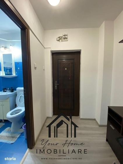 Garsonieră semidecomandată în Central