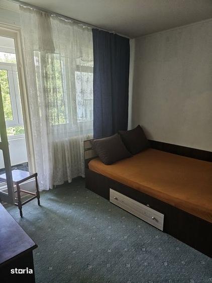 Inchiriez apartament 3 camere - 3