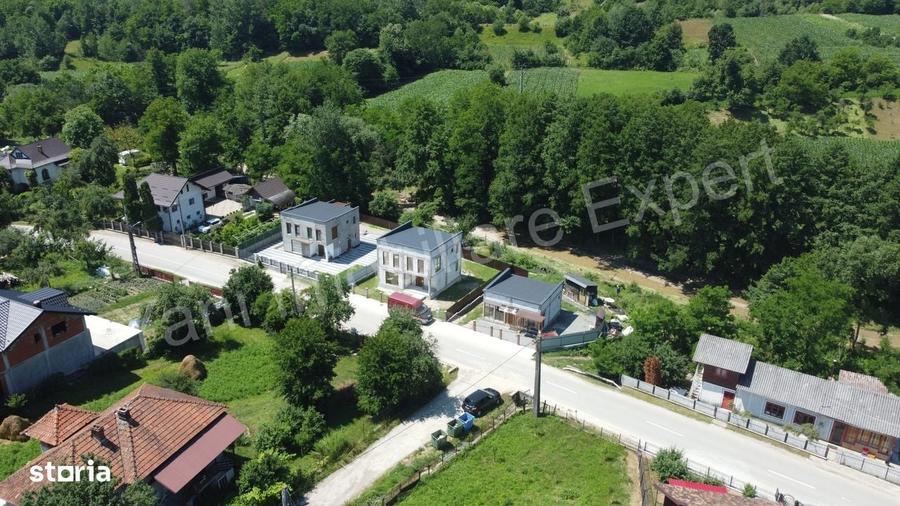 Casă cu 6 camere în Tutana