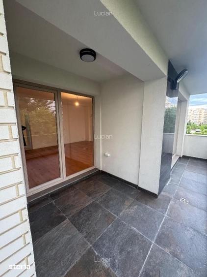 Apartament cu 4 camere decomandat în Vatra Luminoasă