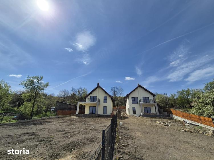 Casă cu 4 camere cu Teren 700 Mp în Feleacu