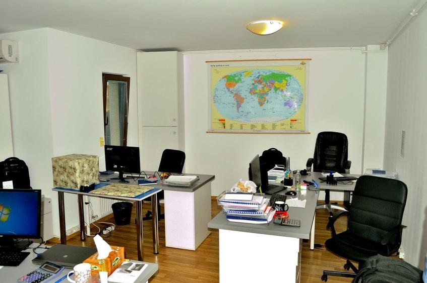 Birou, de 546 mp, în Unirii