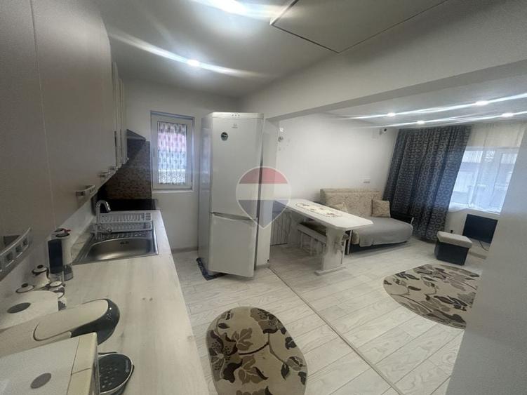 Casă individuală cu 3 camere cu Teren 363 Mp în Central