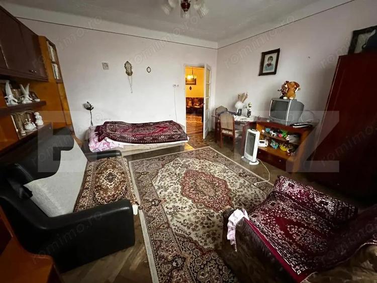 Casă cu 6 camere cu Teren 800 Mp în Ultracentral