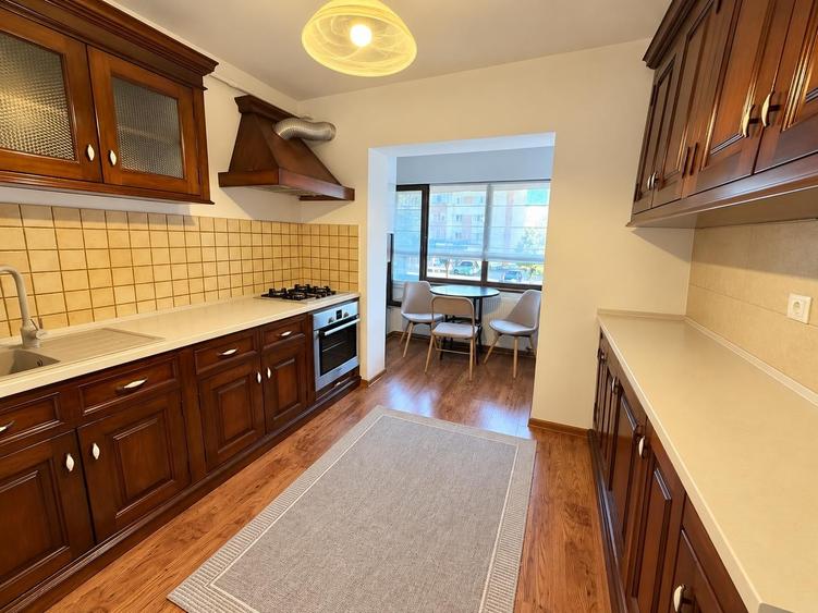 Apartament cu 3 camere în Ampoi 3