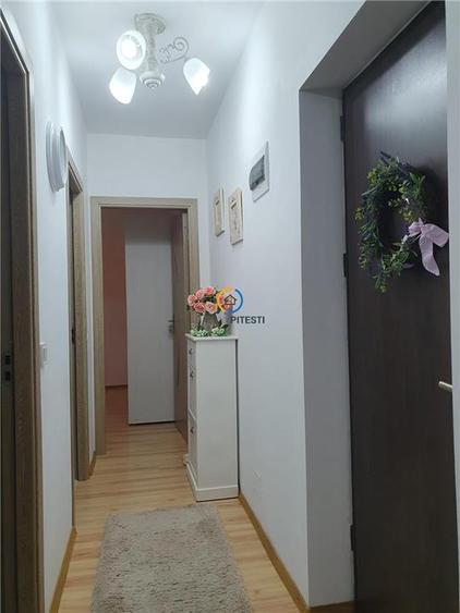 Apartament cu 2 camere decomandat în Trivale