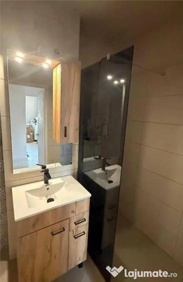 Apartament cu 2 camere decomandat în Olimpia-Stadion