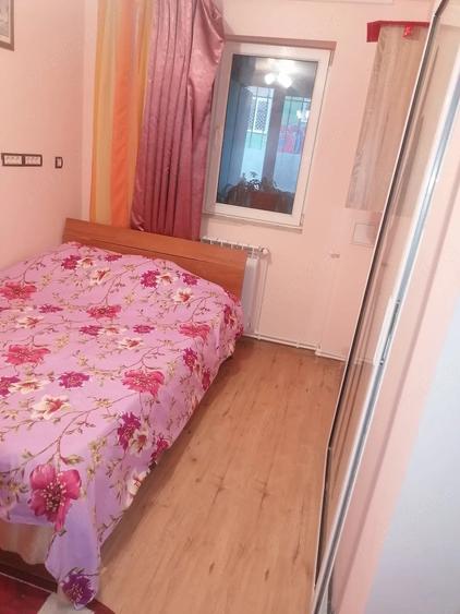 Apartament cu 3 camere semidecomandat în Tomis Nord