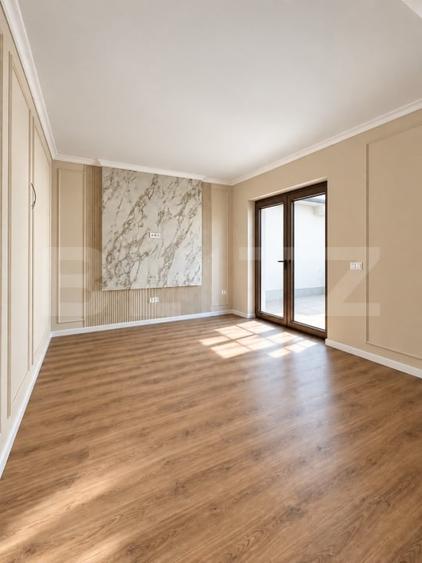 Duplex cu 6 camere cu Canalizare în Bucovina