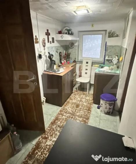 Casă cu 3 camere cu Teren 200 Mp în Central