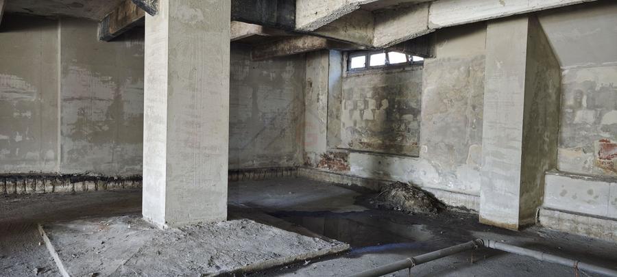 Spațiu comercial, de 381.39999389648 mp, în Central