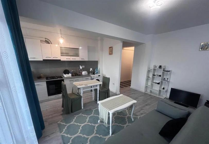 Apartament cu 2 camere decomandat, mobilat în Cug