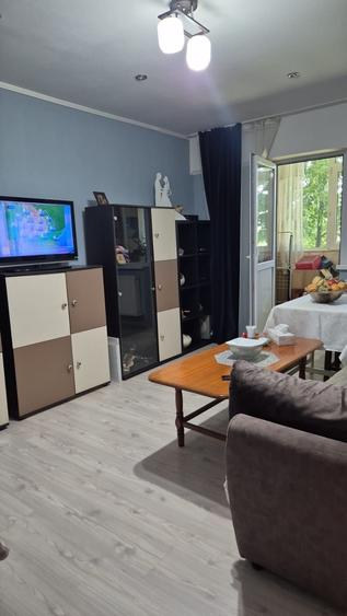Apartament 3 camere Giurgiu - 1