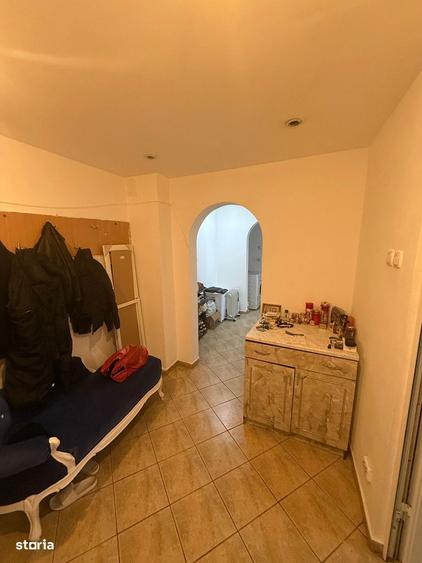 Apartament cu 3 camere decomandat în Păcurari — fotografia 1