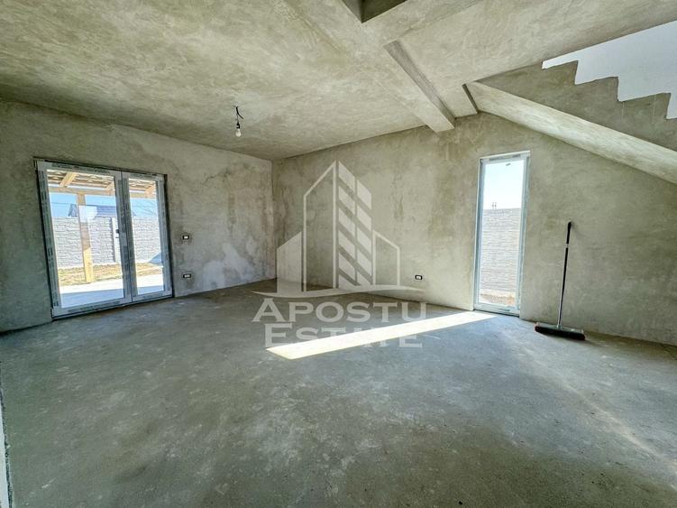Duplex cu 4 camere cu Canalizare în Giroc