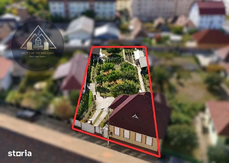Casă cu Teren 1335 Mp în Central